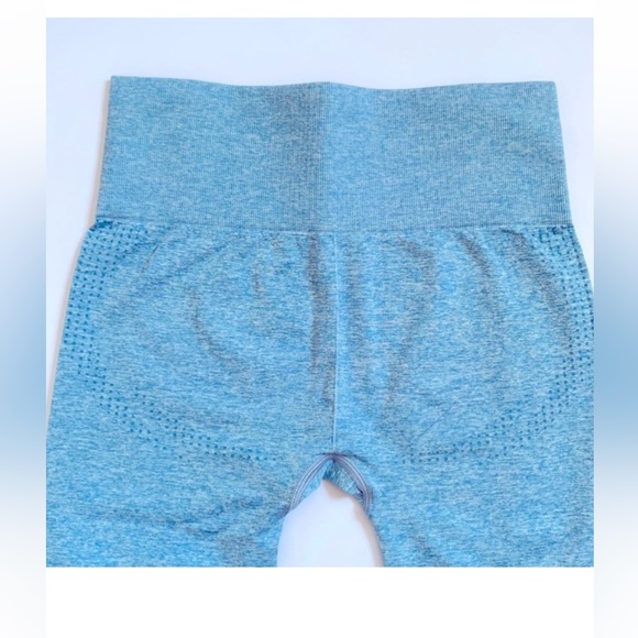 LIGHT BLUE VITAL SEAMLESS GYMSHARK LEGGINGS - Picture 3 of 4